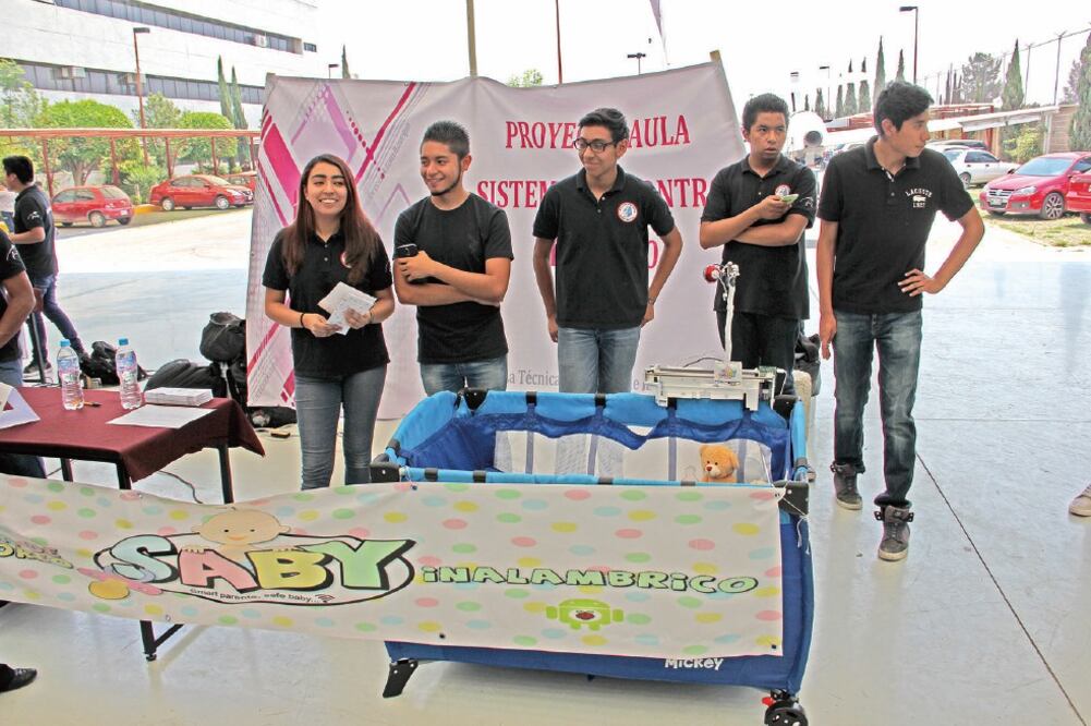 Los desarrolladores del CECyT 3 Estanislao Ramírez Ruiz explican que el prototipo no tiene suficiente voltaje ni hace ruido, por lo que no despertará ni molestará al bebé (IPN)