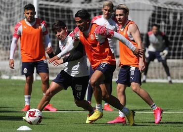 Chivas con plantel completo para enfrentar al Puebla