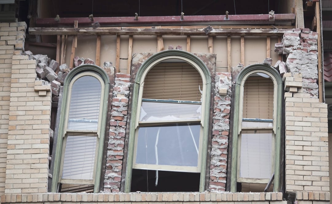 Un edificio dañado después de un terremoto de magnitud 6,1 el Área de la Bahía de San Francisco, en Napa, California 2014.Foto: FE/EPA/Peter Dasilva, archivo