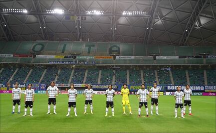 Liga de futbol en Japón reabre al público, con restricciones 