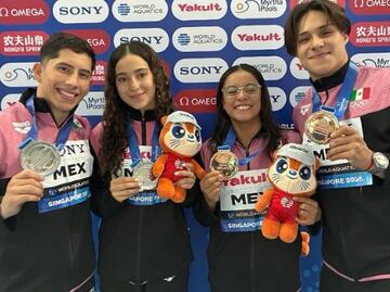 Osmar Olvera rompe récord y supera las cinco medallas mundiales en clavados; México gana plata en Singapur