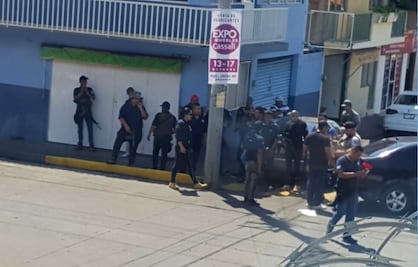Bloquea grupo armado acceso a Uruapan