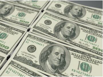 Dólar abre en 21.03 pesos de cara al anuncio de Banxico