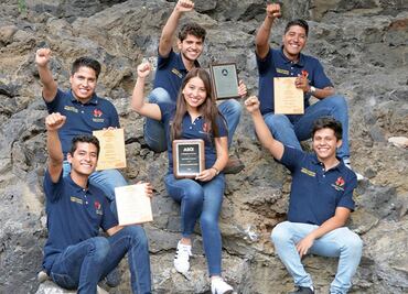 Estudiantes de la UNAM triunfan en certamen internacional de ingeniería