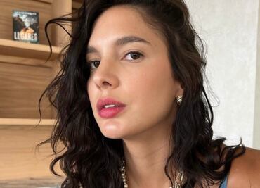 Ary Tenorio presume impactante vestido estilo sirena