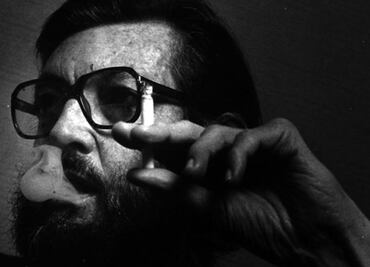 Revelan que Cortázar fue espiado por la dictadura
