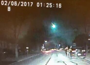 Video. Captan meteorito sobre el lago Michigan en EU