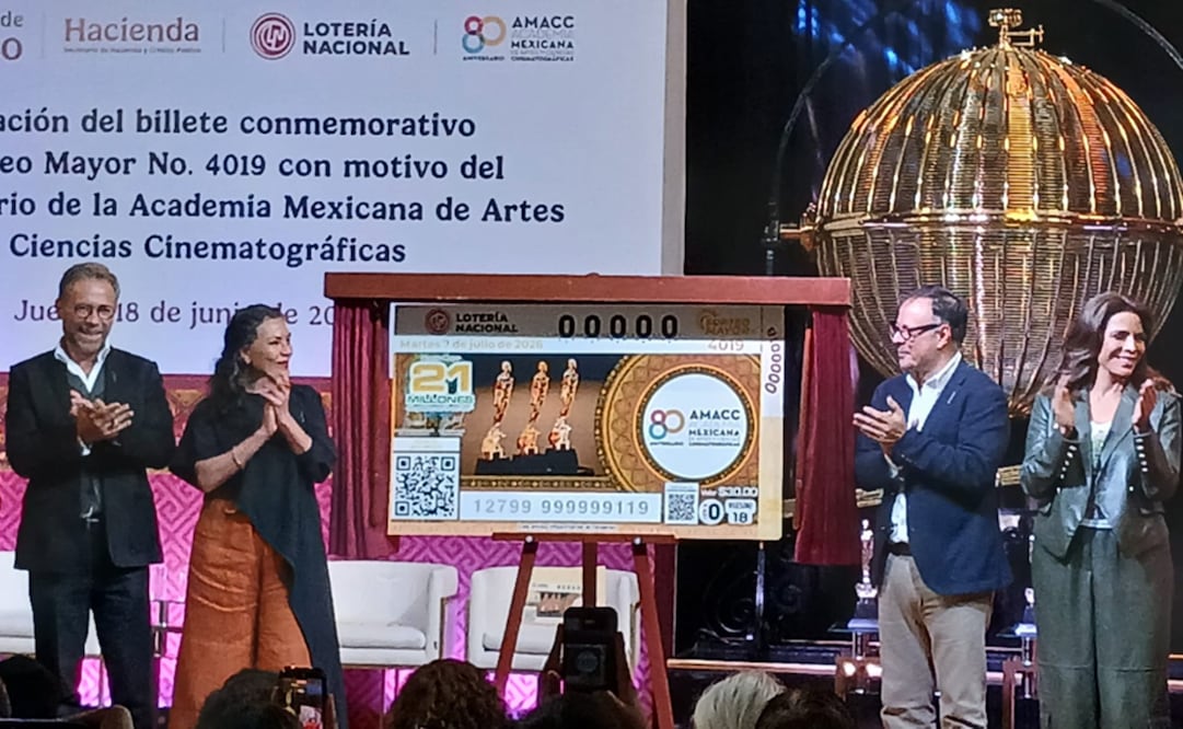 Entre los invitados estuvieron la actriz Mónica del Carmen, la diseñadora de producción Lorenza Manríquez, los realizadores Alfonso Arau y Jorge Michel Grau, la productora Inna Payán y Cristian Calónico, director de los Estudios Churubusco.
Foto: César Huerta/EL UNIVERSAL.