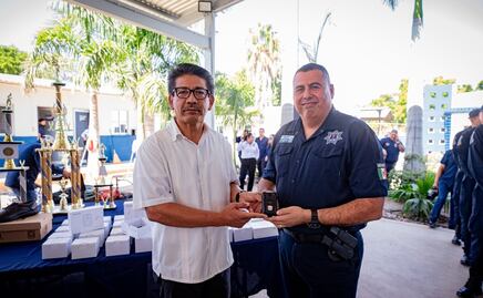 Equipan a policías municipales de Guasave con 40 cámaras corporales; imágenes podrán ser usadas como evidencia