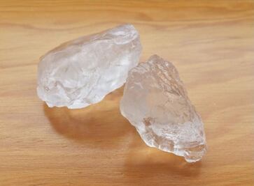 Conoce la piedra de alumbre, el desodorante natural para cuidar el medio ambiente