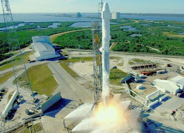 NASA lanzará cápsula de carga de SpaceX a la EEI a finales de agosto