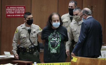 Acusan al actor porno, Ron Jeremy, de abusar sexualmente de 21 mujeres