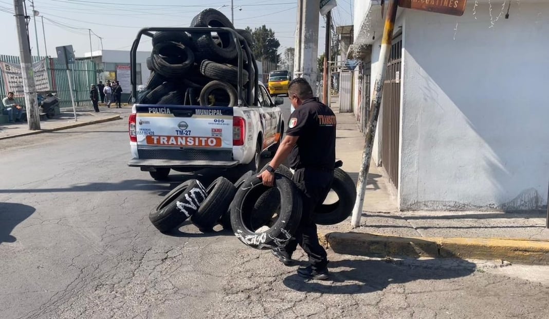 Ecatepec refuerza operativos contra franeleros; retiran 10 toneladas de objetos y aplican sanciones. Foto: Especial