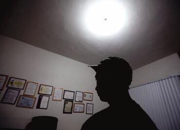 Buscan que sea delito dar alcohol a menores