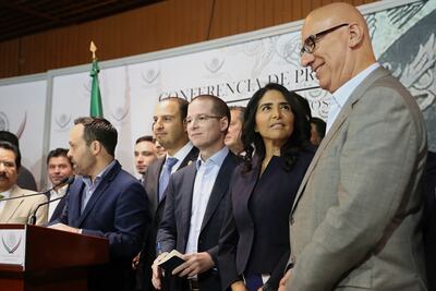 Frente "olvida" incluir temas polémicos en su plataforma