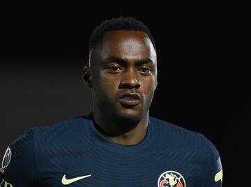 Renato Ibarra vuelve a jugar con el América y es ovacionado por la afición