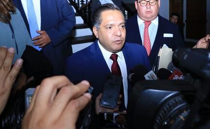 Pide licencia secretario del Ayuntamiento de Toluca para ocupar cargo de senador