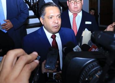 Pide licencia secretario del Ayuntamiento de Toluca para ocupar cargo de senador