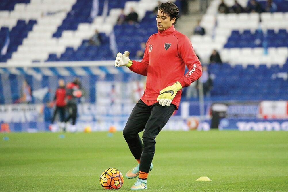 El portero mexicano del Málaga será titular después de 10 meses de ausencia (JOAN VALLS. JAM MEDIA)