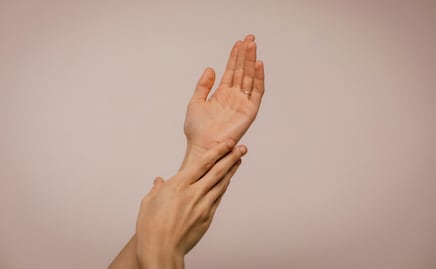 Mascarilla casera con avena para hidratar las manos