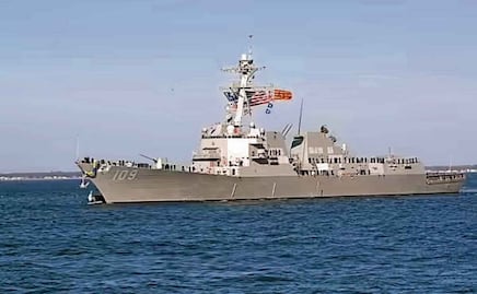 Buques de guerra de EU cruzan el estrecho de Ormuz; inicia operación para retirar minas iraníes en el paso clave