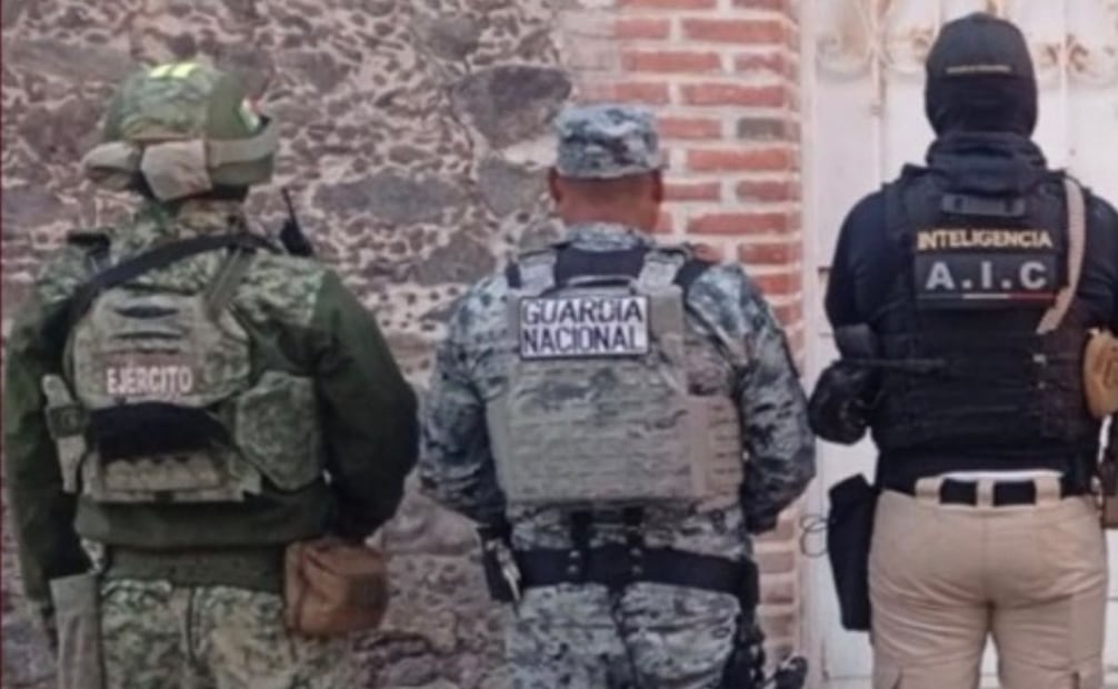 Detienen a jefe policial de Villa de Tezontepec, Hidalgo por presunto encubrimiento; es el segundo detenido de la corporación.
Foto: Especial.