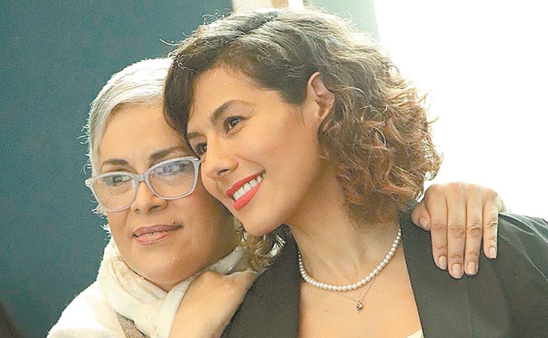 Para acompañarla en este tema, Eugenia León eligió a Rosalía León. Foto: CORTESÍA