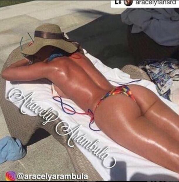 Aracely Arámbula luce bronceado en bikini 