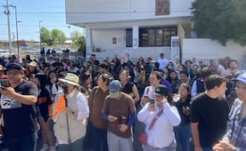 Marchan en Sonora para exigir recursos a centros de educación inicial; Congreso estatal afirma que cumplió con resolución judicial