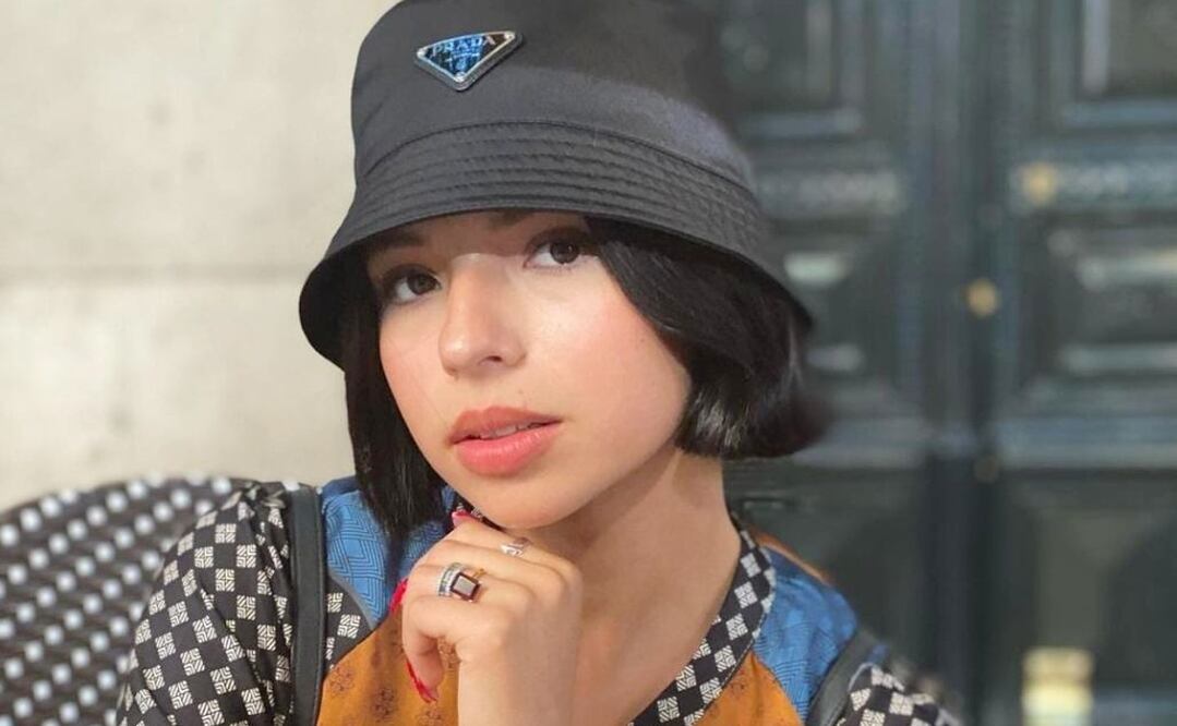 Ángela Aguilar combina las mismas prendas y crea diferentes looks. Foto: Instagram @angela_aguilar_