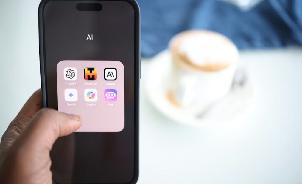 Shadow AI crece en México: 67% de empleados usa herramientas propias. Imagen: Unsplash