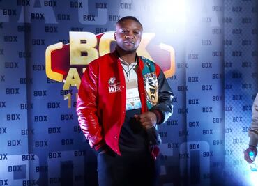 Ilunga Makabu arremete contra el Canelo, "soy el mejor y la cara del peso crucero"