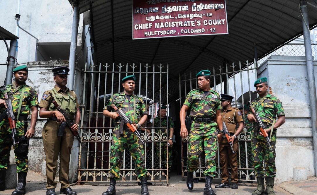 Un hombre de Sri Lanka acusado de ser un importante traficante de drogas fue asesinado a tiros dentro de un tribunal el 19 de febrero por un hombre armado disfrazado de abogado, dijo la policía. Foto: AFP