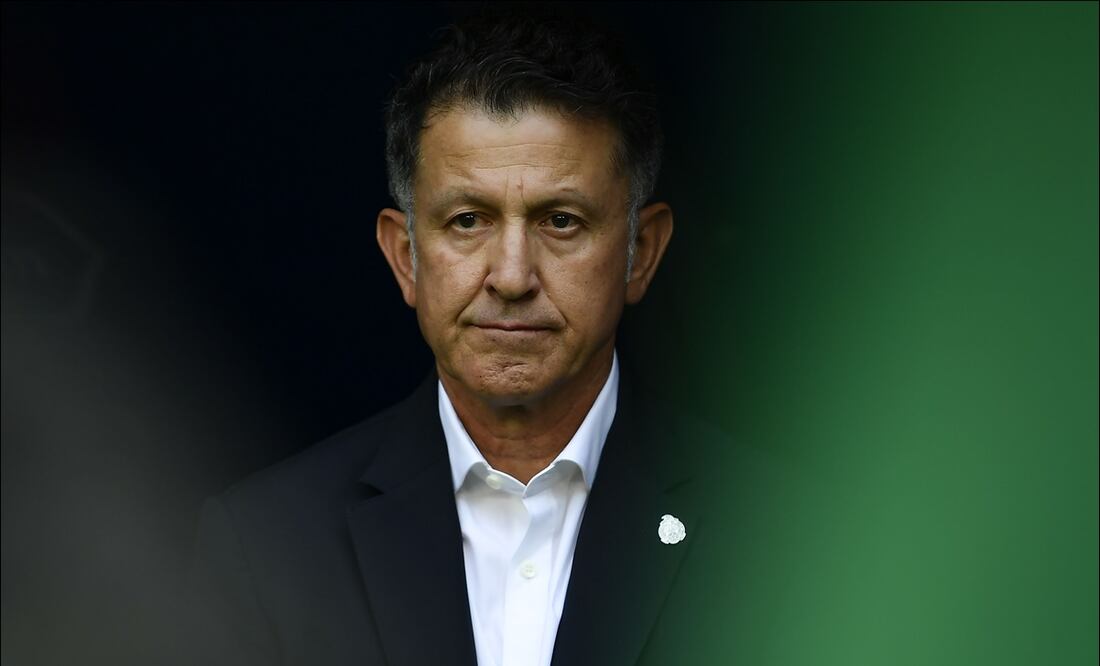 Juan Carlos Osorio contó por qué no firmó con Chivas para el Apertura 2025 - Foto: Imago7