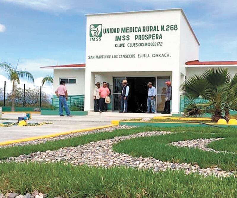 El IMSS indicó, a través de una tarjeta informativa, que las nuevas contrataciones de personal en las unidades médicas rurales están sujetas a la suficiencia presupuestal. Foto: TOMADA DE FACEBOOK