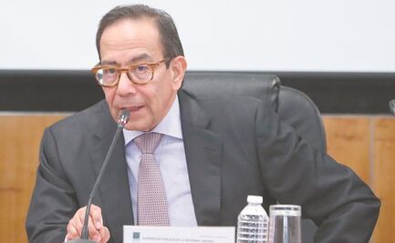 Salazar Lomelín: un año más