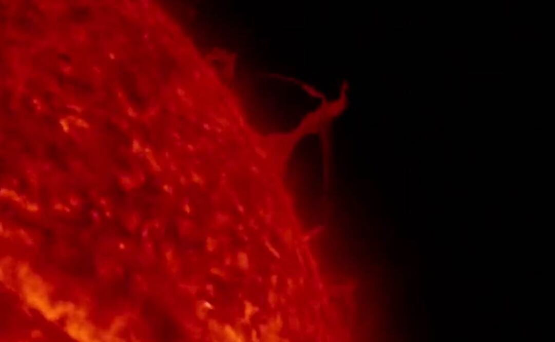 La primera llamarada fue de clase M1.9, la segunda de M2.6 y la tercera de M3.7. Foto: Archivo