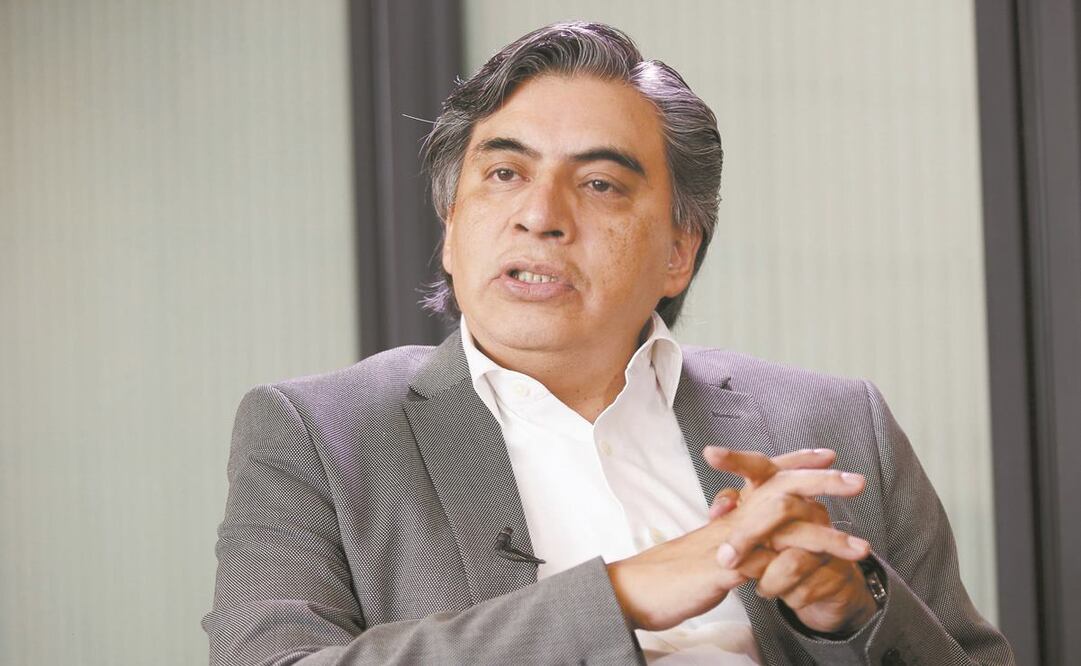 Gerardo Esquivel, subgobernador del Banxico, advirtió que debe evitarse una visión de corto plazo. Foto: Archivo/ EL UNIVERSAL.