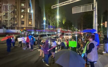 Vecinos de la Guerrero protestan en Reforma por punto cannábico; denuncian riñas, olor a marihuana y riesgo para niños