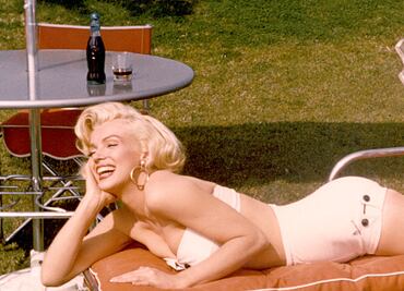 Cómo los tacones pasaron de ser un arma de guerra a un símbolo de glamour femenino