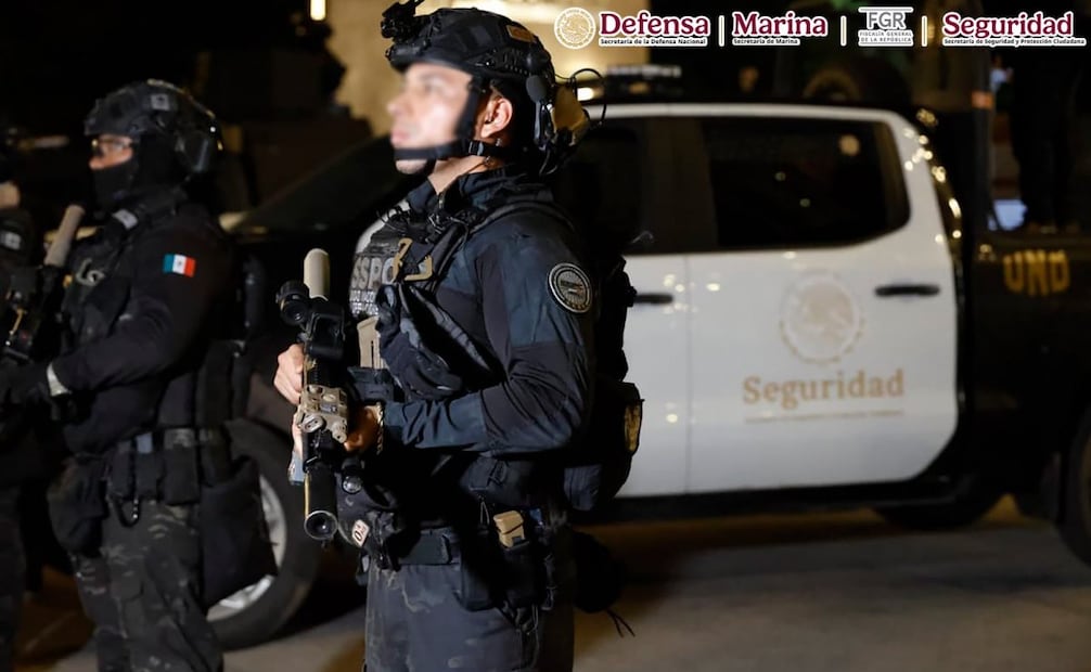 Aseguramiento de aproximadamente 13 toneladas de tabaco ilegal en las alcaldías Venustiano Carranza y Cuauhtémoc. Foto: X @OHarfuch