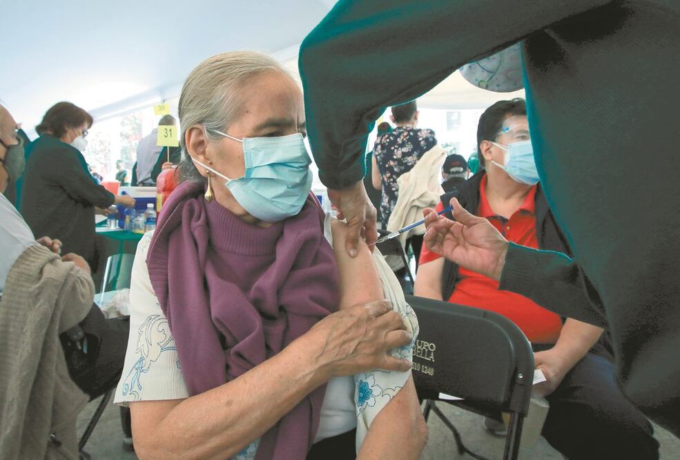 El IMEF espera mejoría del PIB si avanza la vacunación. Foto: Archivo/ El Universal