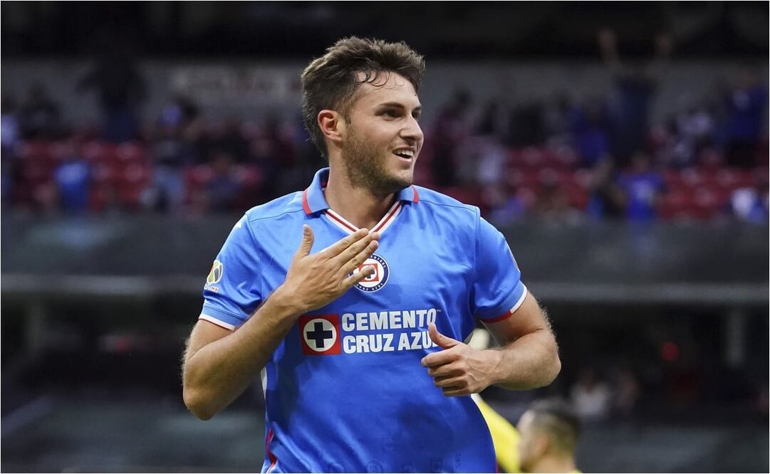 Santiago Giménez con los minutos contados en la Liga MX - FOTO: IMAGO7