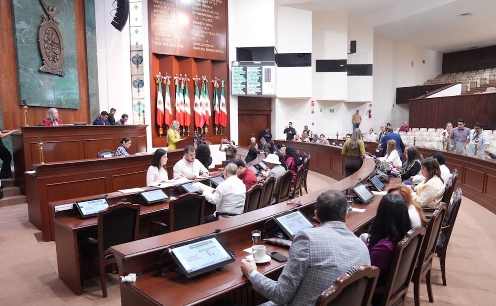 En sesión, el Congreso del Estado aprobó por mayoría la minuta enviada por la Cámara Federal de Diputados
Foto: Especial