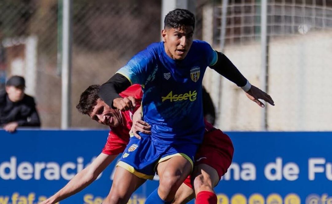 Armando León con FC Rangers - Foto: @armando.leonr en IG