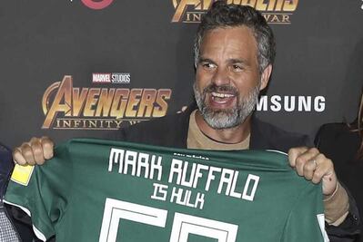 Reciben a Mark Ruffalo con “cielito lindo” y se pone “la verde”