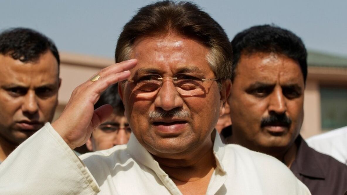 "Pervez Musharraf ha sido declarado culpable del Artículo 6 por violar la constitución", anunció un funcionario de justicia (Reuters)