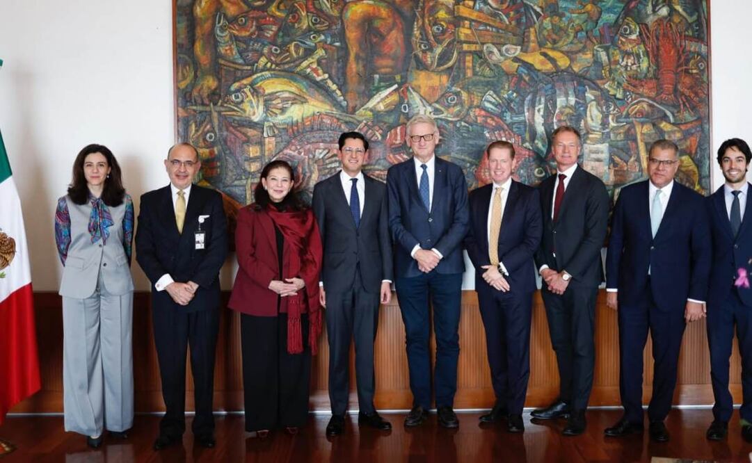 Roberto Velasco, encargado de despacho de la SRE, recibió al embajador de Suecia en México, Gunnar Aldén, este martes 2 de diciembre de 2025. Foto: Especial