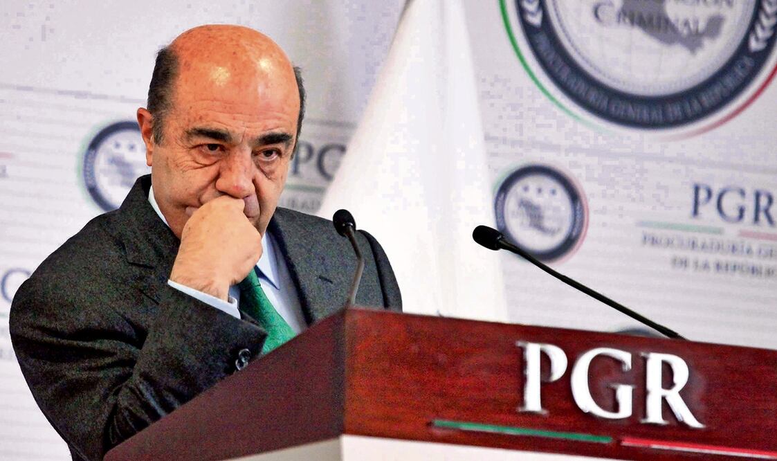 La audiencia solicitada por la defensa está programada para las 18:00 horas de este jueves en el Reclusorio Norte y se prevé que Murillo Karam se conecte por videoconferencia. Foto: archivo/EL UNIVERSAL