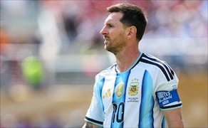 Lionel Messi anunció su retiro de la Selección de Argentina: "Duele en el alma, pero me voy con tranquilidad" / FOTO: Imago7